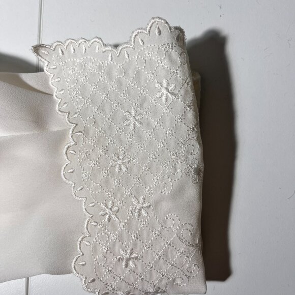 1980's Embroidered White Button Down Shirt - Picture 6 of 7